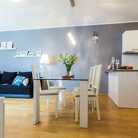 Glow Apartment *
